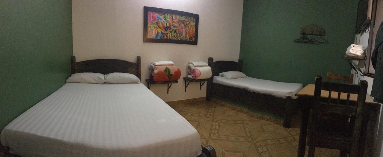 Hotel El Turista Rionegro Zewnętrze zdjęcie
